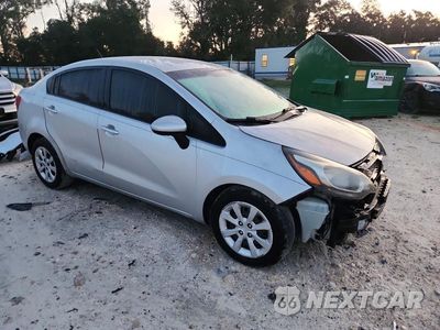 Czwarte zdjęcie samochodu z boku: 2014 KIA RIO LX VIN:KNADM4A39E6341274 - miniatura