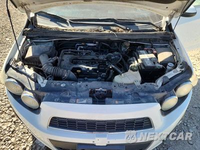 Zdjęcie 11 z 12 samochodu: 2014 CHEVROLET SONIC LTZ VIN:1G1JE5SB9E4148450 - miniatura