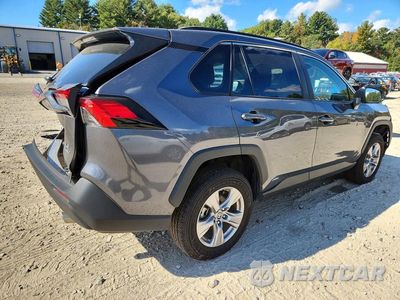 Trzecie zdjęcie samochodu z tyłu: 2025 TOYOTA RAV4 LE VIN:4T3LWRFV0SU181831 - miniatura