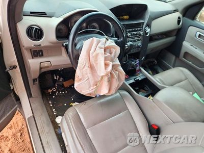 Zdjęcie 8 z 13 samochodu: 2013 HONDA PILOT TOURING VIN:5FNYF4H95DB059712 - miniatura