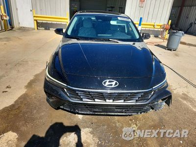 Piąte zdjęcie samochodu w środku: 2025 HYUNDAI ELANTRA LIMITED VIN:KMHLP4DG8SU995447 - miniatura