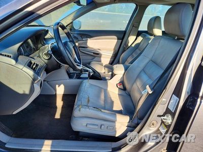 Zdjęcie 7 z 12 samochodu: 2010 HONDA ACCORD EXL VIN:1HGCP2F81AA008221 - miniatura