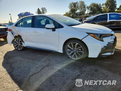Czwarte zdjęcie samochodu z boku: 2021 TOYOTA COROLLA SE VIN:5YFS4MCE9MP065128 - miniatura
