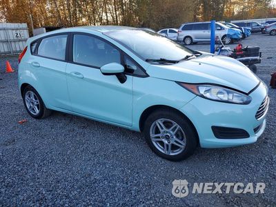 Czwarte zdjęcie samochodu z boku: 2018 FORD FIESTA SE VIN:3FADP4EJ4JM127800 - miniatura
