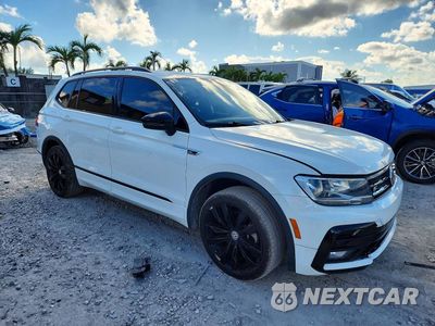 Czwarte zdjęcie samochodu z boku: 2021 VOLKSWAGEN TIGUAN SE VIN:3VV2B7AX6MM118677 - miniatura