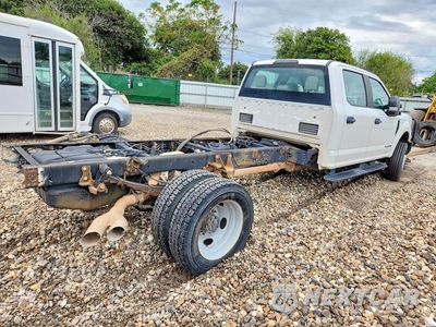 Trzecie zdjęcie samochodu z tyłu: 2018 FORD F450 SUPER DUTY VIN:1FD0W4HT8JEB43024 - miniatura
