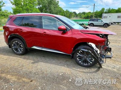 Czwarte zdjęcie samochodu z boku: 2025 NISSAN ROGUE PLATINUM VIN:JN8BT3DDXSW472340 - miniatura