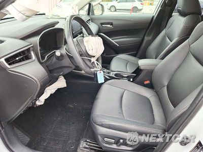 Zdjęcie 7 z 13 samochodu: 2022 TOYOTA COROLLA CROSS XLE VIN:7MUDAABG6NV037000 - miniatura