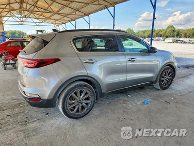 Trzecie zdjęcie samochodu z tyłu: 2020 KIA SPORTAGE S VIN:KNDP63AC6L7683454 - miniatura