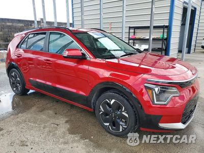 Czwarte zdjęcie samochodu z boku: 2024 KIA NIRO WIND VIN:KNDCR3L15R5125858 - miniatura