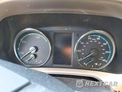 Zdjęcie 9 z 12 samochodu: 2018 TOYOTA RAV4 HYBRID LE VIN:JTMRJREV0JD235571 - miniatura