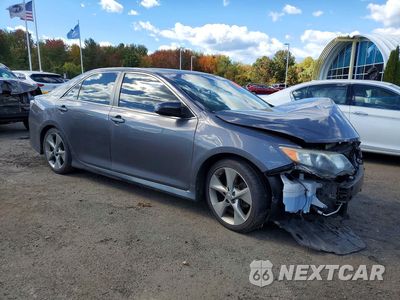 Czwarte zdjęcie samochodu z boku: 2014 TOYOTA CAMRY SE V6 VIN:4T1BK1FKXEU553266 - miniatura