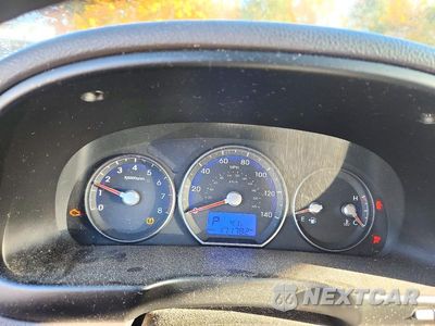 Zdjęcie 9 z 14 samochodu: 2010 HYUNDAI SANTA FE GLS VIN:5NMSGDAB1AH390149 - miniatura