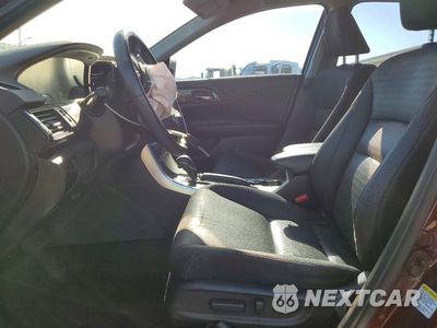 Zdjęcie 7 z 12 samochodu: 2014 HONDA ACCORD SPORT VIN:1HGCR2F59EA039755 - miniatura