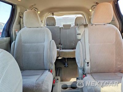 Zdjęcie 10 z 14 samochodu: 2017 TOYOTA SIENNA LE VIN:5TDKZ3DC3HS869057 - miniatura