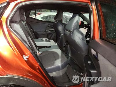 Zdjęcie 11 z 14 samochodu: 2026 TOYOTA C-HR SE VIN:JTMAAAAD1TJ017395 - miniatura