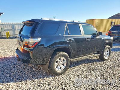 Trzecie zdjęcie samochodu z tyłu: 2015 TOYOTA 4RUNNER SR5 VIN:JTEBU5JR4F5251179 - miniatura