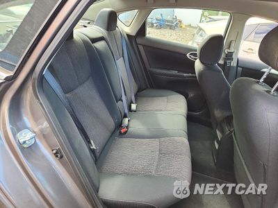 Zdjęcie 10 z 12 samochodu: 2015 NISSAN SENTRA SV VIN:3N1AB7AP8FL691702 - miniatura