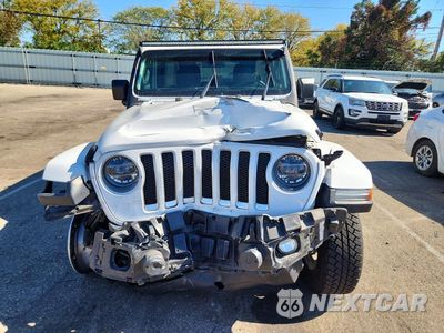 Piąte zdjęcie samochodu w środku: 2020 JEEP WRANGLER UNLIMITED SAHARA VIN:1C4HJXEN1LW183634 - miniatura