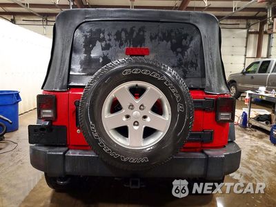 Zdjęcie 6 z 14 samochodu: 2014 JEEP WRANGLER UNLIMITED SPORT VIN:1C4BJWDG7EL148880 - miniatura