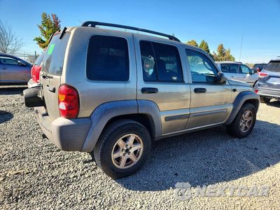 Trzecie zdjęcie samochodu z tyłu: 2003 JEEP LIBERTY SPORT VIN:1J4GL48K13W675368 - miniatura