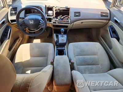 Zdjęcie 8 z 12 samochodu: 2006 HONDA CIVIC LX VIN:1HGFA16576L057823 - miniatura