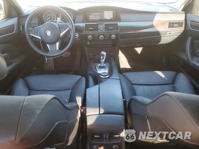 Zdjęcie 8 z 12 samochodu: 2008 BMW 528 I VIN:WBANU53558CT14572 - miniatura
