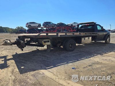 Trzecie zdjęcie samochodu z tyłu: 2018 RAM 5500 VIN:3C7WRMDLXJG175822 - miniatura