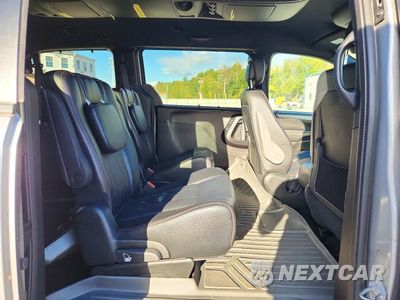 Zdjęcie 11 z 13 samochodu: 2017 DODGE GRAND CARAVAN GT VIN:2C4RDGEG3HR717570 - miniatura