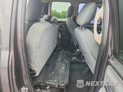 Zdjęcie 10 z 12 samochodu: 2018 RAM 1500 SLT VIN:1C6RR6GG5JS206141 - miniatura