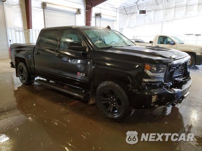 Czwarte zdjęcie samochodu z boku: 2017 CHEVROLET SILVERADO K1500 LTZ VIN:3GCUKSEC1HG497738 - miniatura