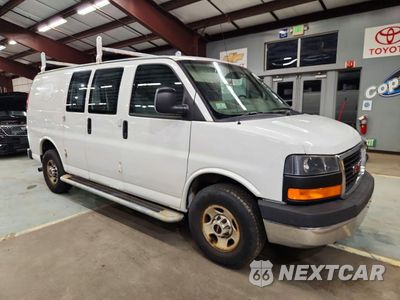 Czwarte zdjęcie samochodu z boku: 2015 GMC SAVANA G2500 VIN:1GTW7FCF1F1903463 - miniatura