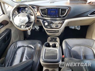 Zdjęcie 8 z 13 samochodu: 2017 CHRYSLER PACIFICA TOURING L PLUS VIN:2C4RC1EG4HR821985 - miniatura