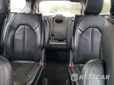 Zdjęcie 10 z 14 samochodu: 2018 CHRYSLER PACIFICA HYBRID LIMITED VIN:2C4RC1N76JR213116 - miniatura