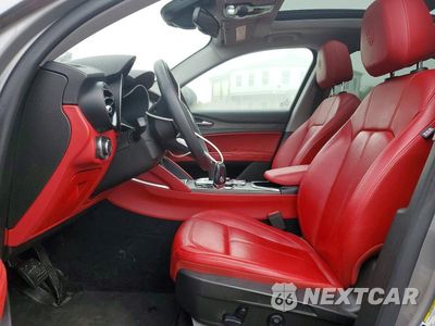 Zdjęcie 7 z 13 samochodu: 2021 ALFA ROMEO STELVIO TI VIN:ZASPAKBN6M7D09458 - miniatura