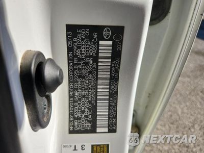 Zdjęcie 13 z 13 samochodu: 2013 TOYOTA PRIUS V FIVE VIN:JTDZN3EU7D3262138 - miniatura