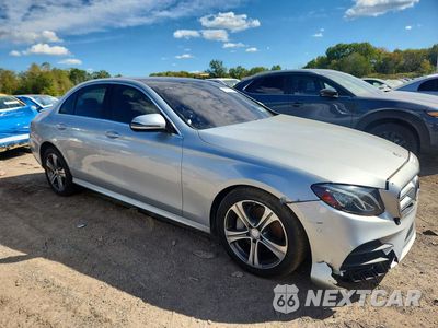 Czwarte zdjęcie samochodu z boku: 2017 MERCEDES-BENZ E 300 4MATIC VIN:WDDZF4KB1HA126729 - miniatura