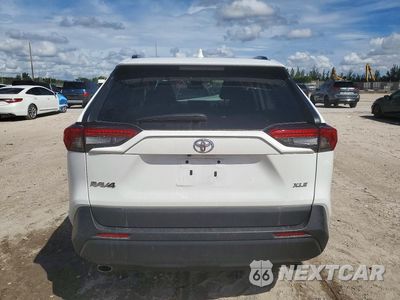 Zdjęcie 6 z 13 samochodu: 2025 TOYOTA RAV4 XLE VIN:2T3W1RFV8SW366947 - miniatura