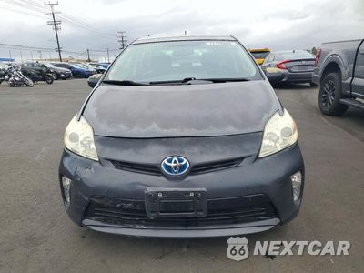 Piąte zdjęcie samochodu w środku: 2012 TOYOTA PRIUS THREE VIN:JTDKN3DU5C5461579 - miniatura