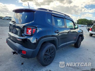 Trzecie zdjęcie samochodu z tyłu: 2018 JEEP RENEGADE TRAILHAWK VIN:ZACCJBCBXJPH58345 - miniatura