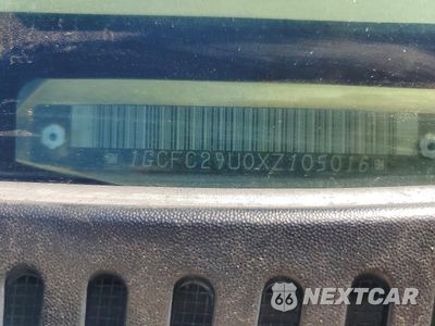 Zdjęcie 12 z 12 samochodu: 1999 CHEVROLET SILVERADO C2500 VIN:1GCFC29U0XZ105016 - miniatura