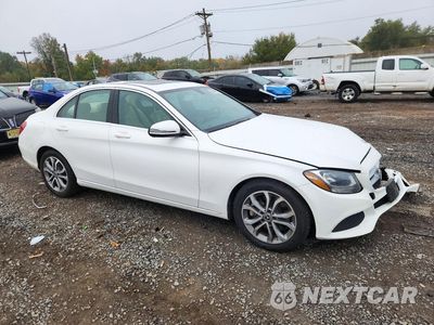 Czwarte zdjęcie samochodu z boku: 2018 MERCEDES-BENZ C 300 VIN:55SWF4JB3JU274214 - miniatura