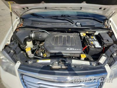 Zdjęcie 12 z 13 samochodu: 2011 CHRYSLER TOWN & COUNTRY LIMITED VIN:2A4RR6DG3BR745920 - miniatura