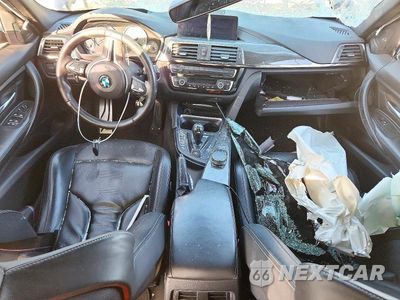 Zdjęcie 8 z 12 samochodu: 2018 BMW M3 VIN:WBS8M9C57J5J78813 - miniatura