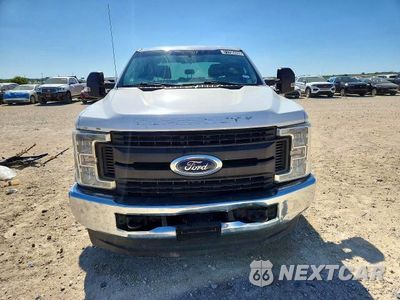 Piąte zdjęcie samochodu w środku: 2019 FORD F250 SUPER DUTY VIN:1FT7W2BT8KEC54464 - miniatura