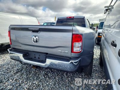 Trzecie zdjęcie samochodu z tyłu: 2020 RAM 3500 TRADESMAN VIN:3C63RRGL6LG260658 - miniatura
