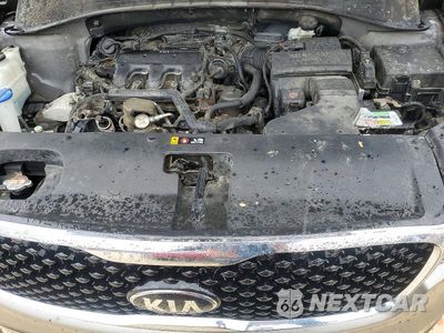 Zdjęcie 12 z 13 samochodu: 2016 KIA SORENTO EX VIN:5XYPH4A51GG183728 - miniatura