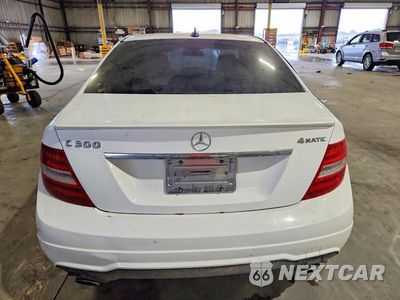 Zdjęcie 6 z 12 samochodu: 2013 MERCEDES-BENZ C 300 4MATIC VIN:WDDGF8AB0DA759216 - miniatura