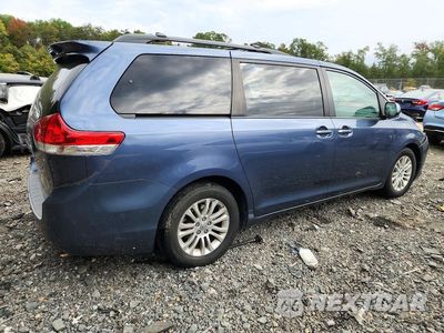 Trzecie zdjęcie samochodu z tyłu: 2013 TOYOTA SIENNA XLE 8-PASSENGER VIN:5TDYK3DC0DS335832 - miniatura