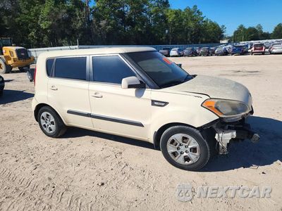 Czwarte zdjęcie samochodu z boku: 2013 KIA SOUL BASE VIN:KNDJT2A55D7521553 - miniatura